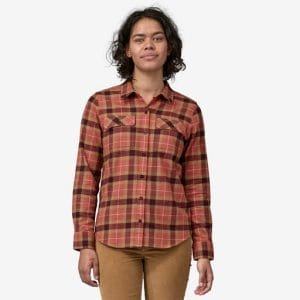 Patagonia women's midnight fjord flannel burl red